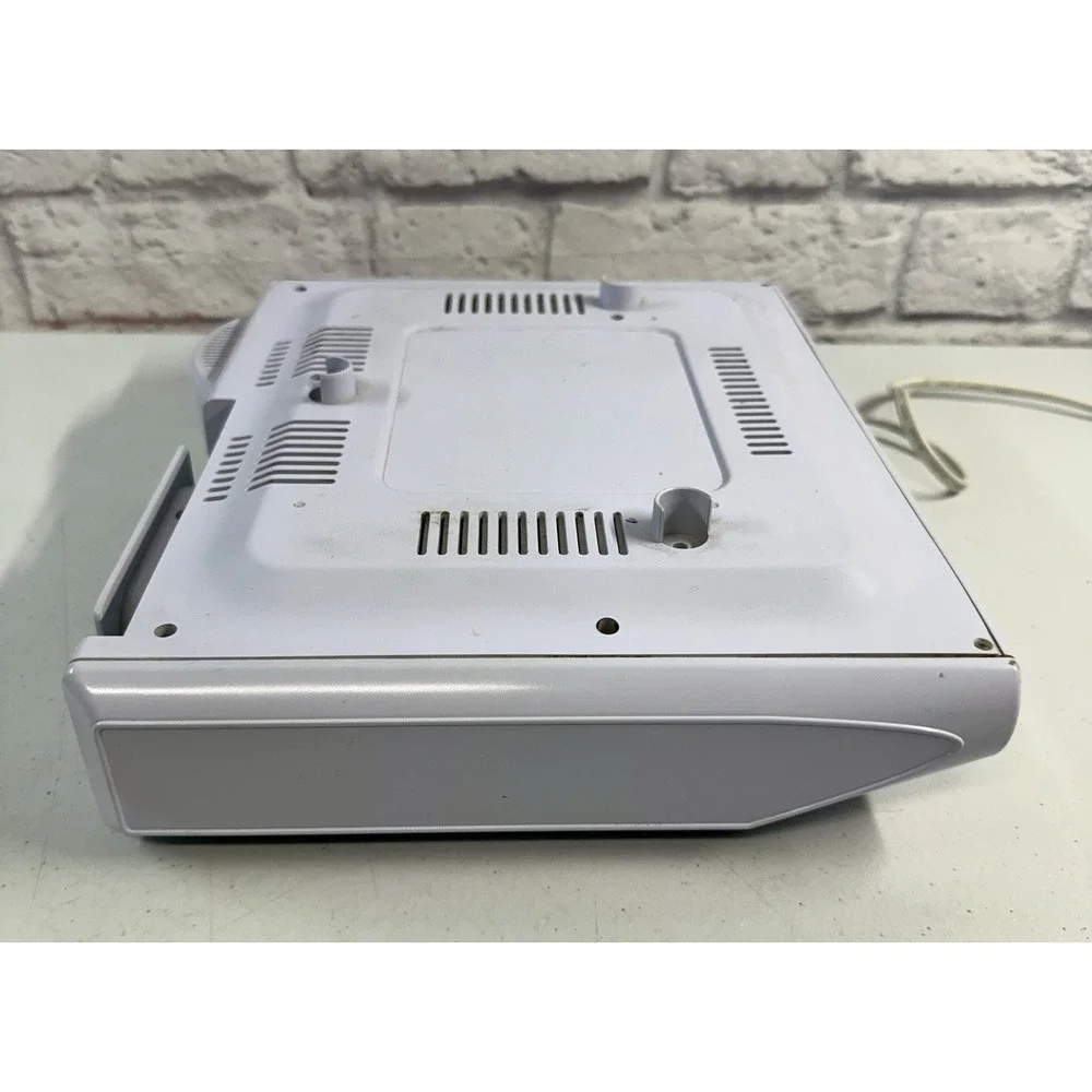 Sylvania Under Cabinet CD Digital Clock Radio AM/FM Timer SCR2608 White